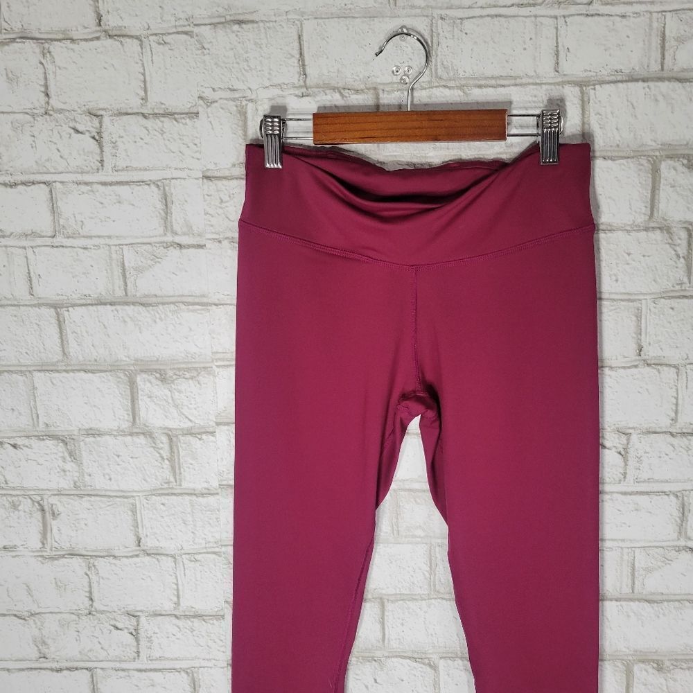 Fabletics pink leggings - Picture 2 of 13